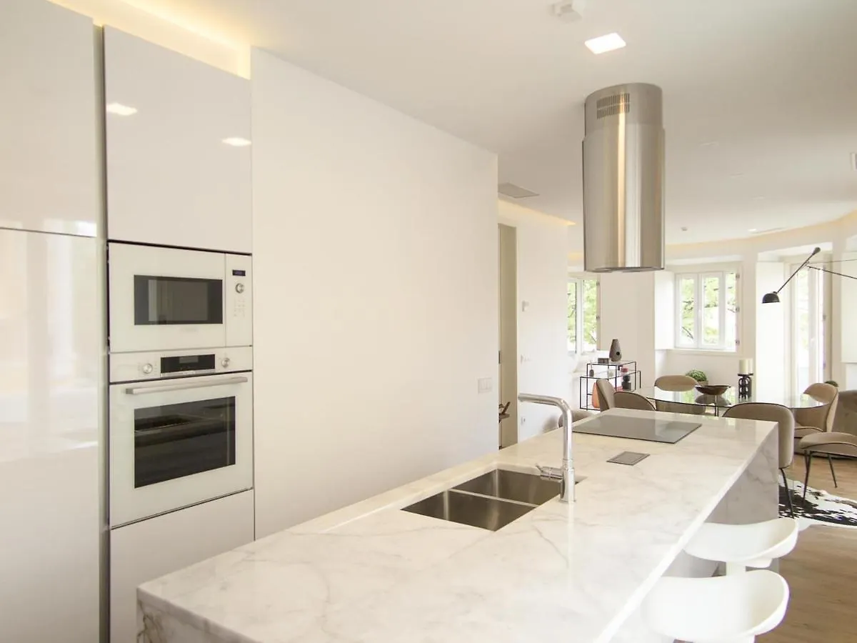 Eduardo VII Park Great Bright Apt With Ac Elevator Lisbona